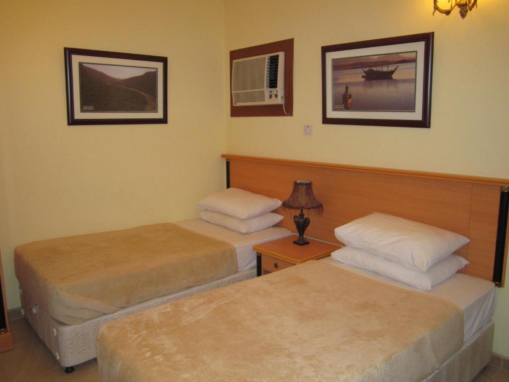 International Hotel 2*