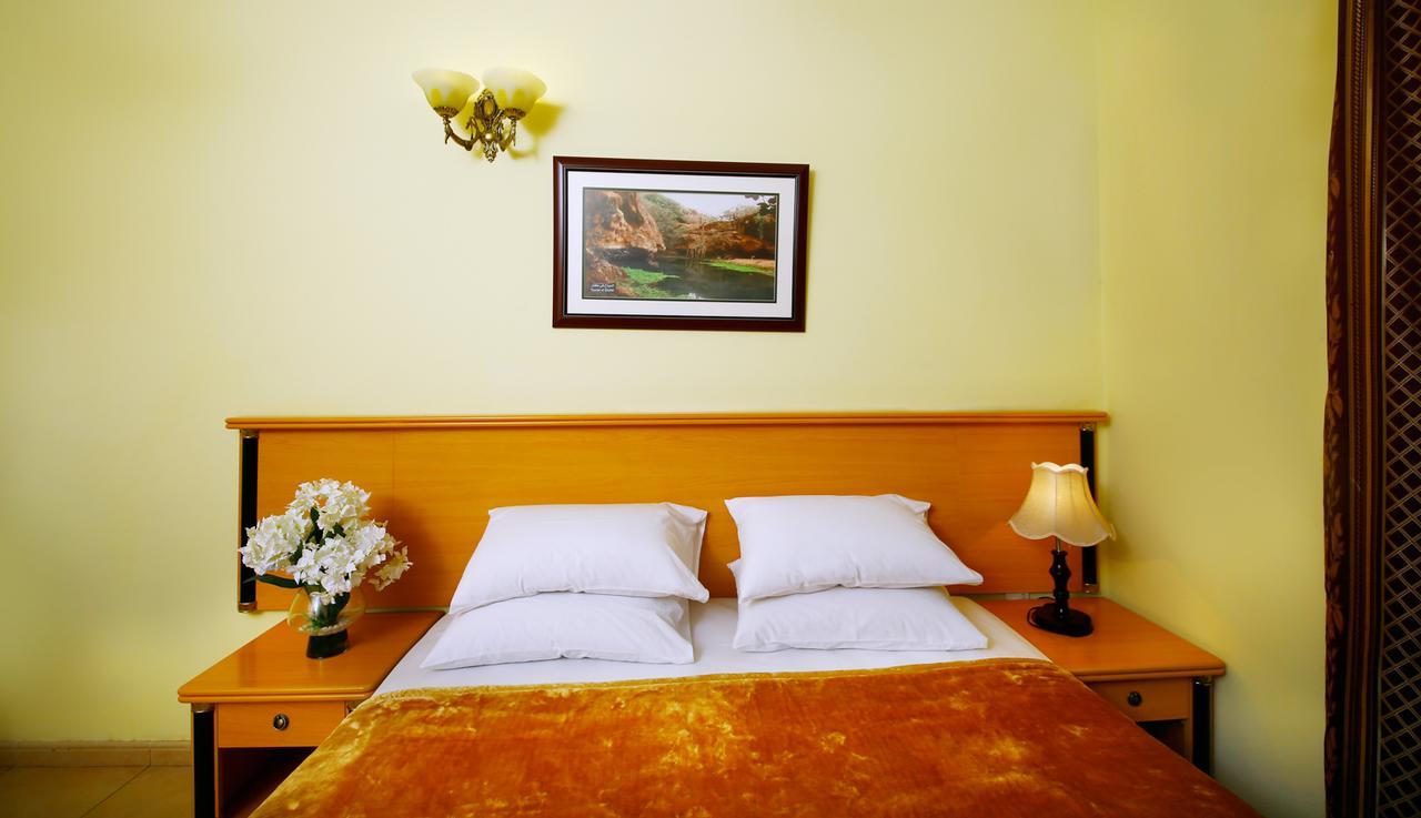 International Hotel 2*